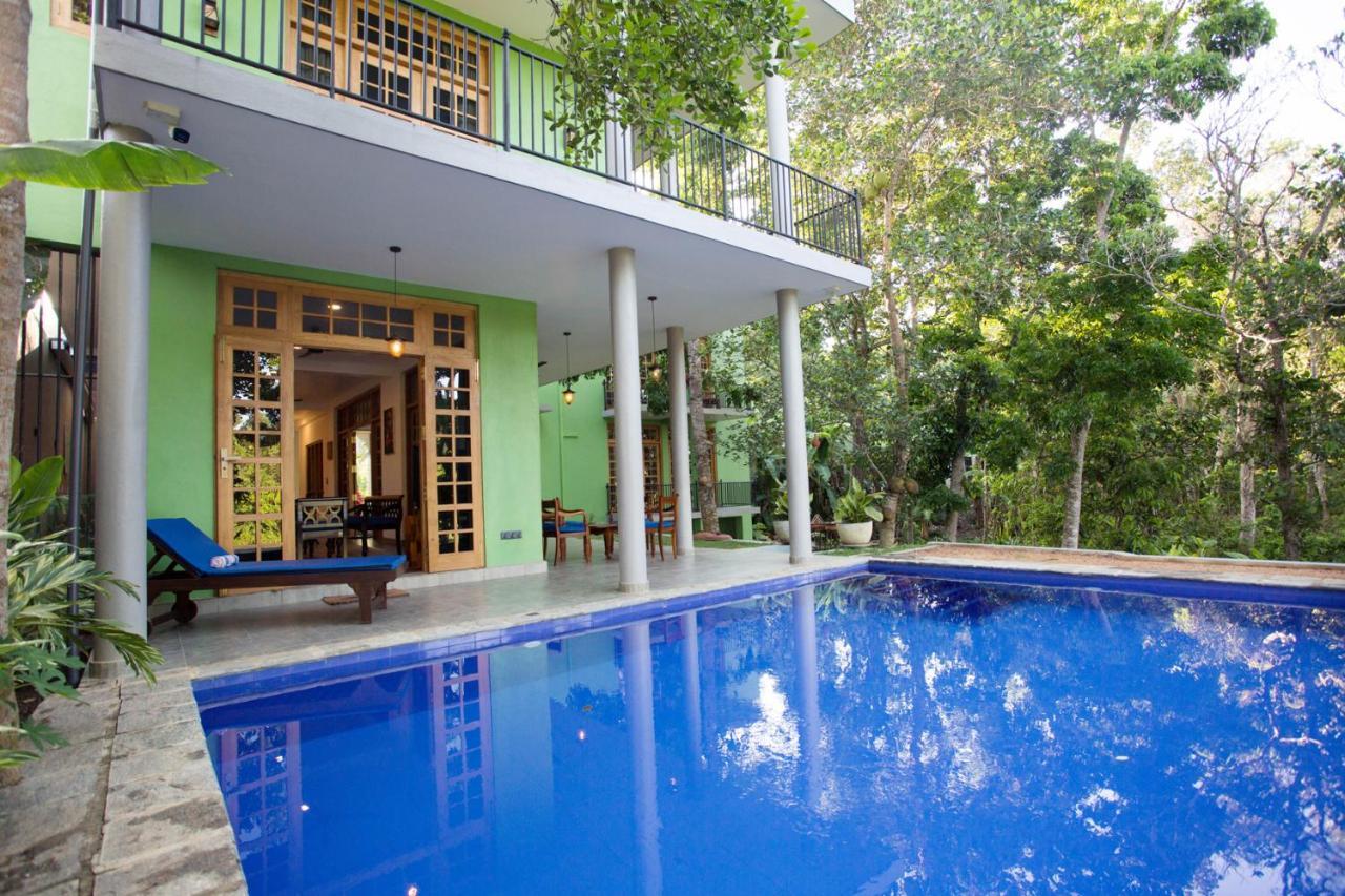 Barefoot Bungalow Hikka Hikkaduwa Ngoại thất bức ảnh