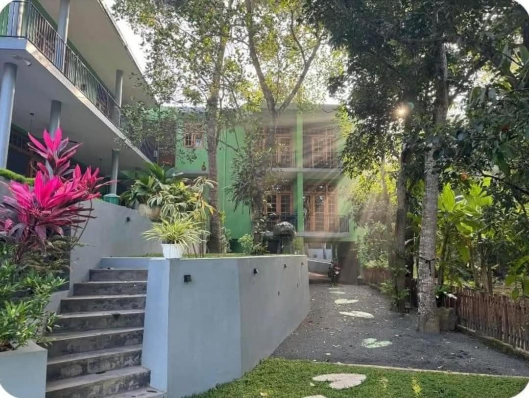 Barefoot Bungalow Hikka Hikkaduwa Ngoại thất bức ảnh